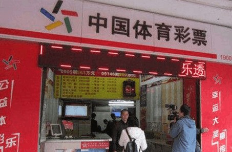 揭秘彩票走势图表中隐藏规律的发现技巧与方法