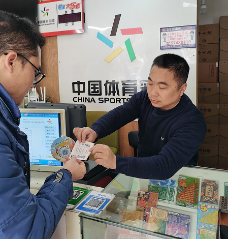 推出公益主 推出公益主